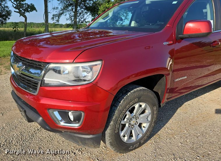 image for item ED2063 2016 Chevrolet Colorado Crew Cab pickup truck