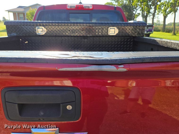 image for item ED2063 2016 Chevrolet Colorado Crew Cab pickup truck