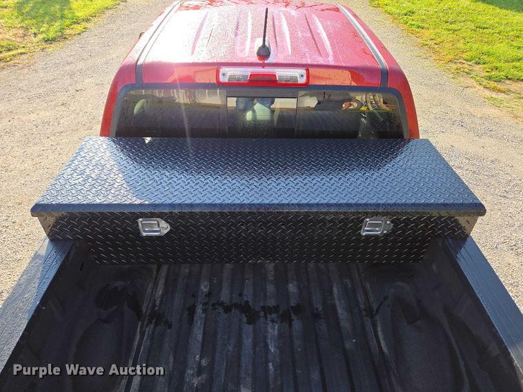 image for item ED2063 2016 Chevrolet Colorado Crew Cab pickup truck