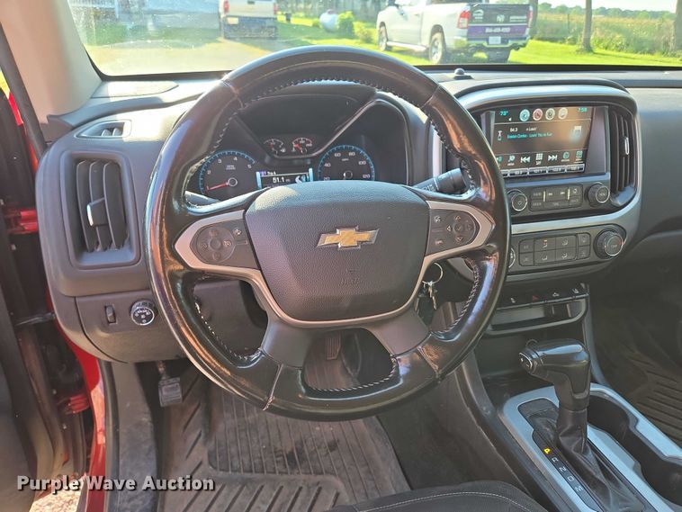 image for item ED2063 2016 Chevrolet Colorado Crew Cab pickup truck