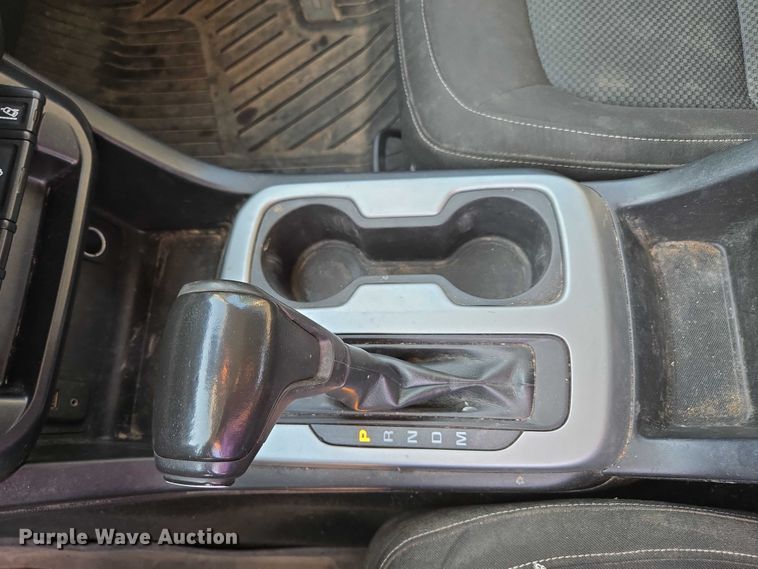 image for item ED2063 2016 Chevrolet Colorado Crew Cab pickup truck