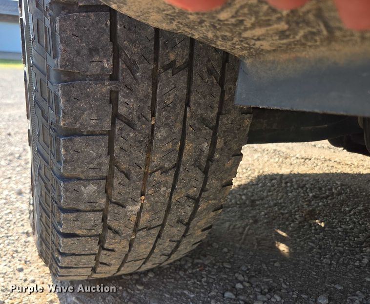 image for item ED2063 2016 Chevrolet Colorado Crew Cab pickup truck