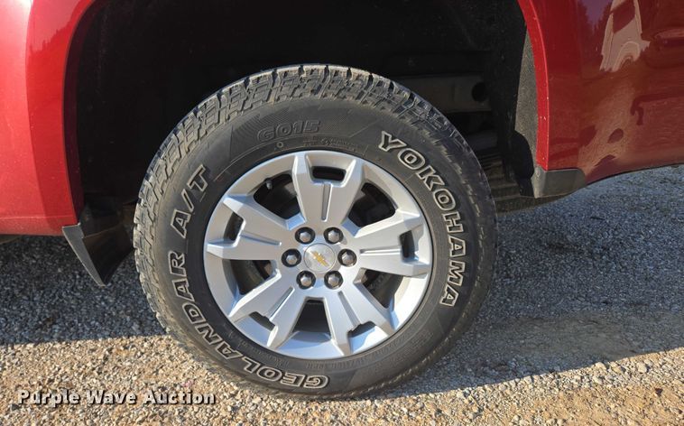 image for item ED2063 2016 Chevrolet Colorado Crew Cab pickup truck