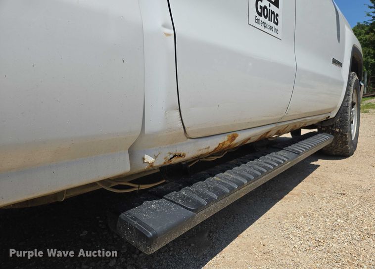 image for item ED2065 2014 GMC Sierra 1500 Double Cab pickup truck