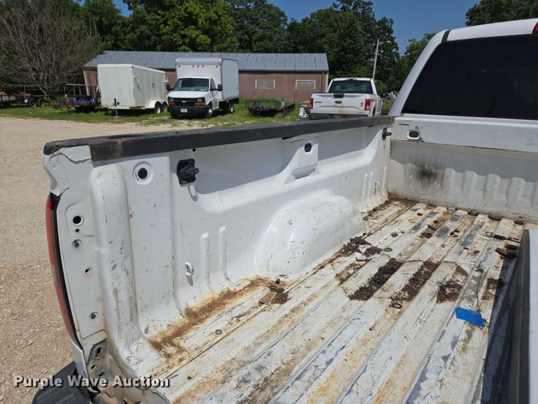 image for item ED2065 2014 GMC Sierra 1500 Double Cab pickup truck