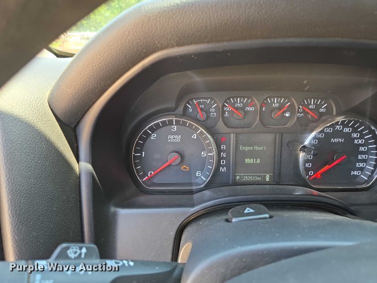 image for item ED2065 2014 GMC Sierra 1500 Double Cab pickup truck