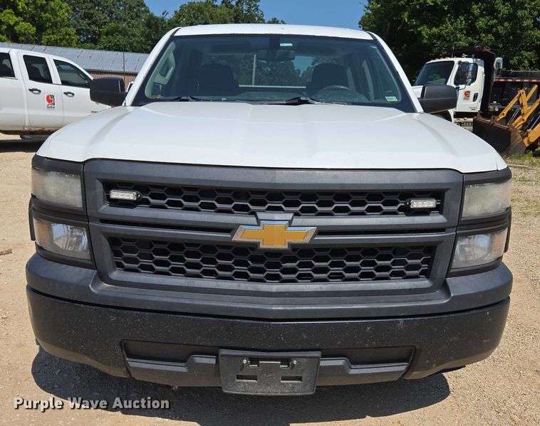 image for item ED2066 2015 Chevrolet Silverado 1500 Crew Cab pickup truck