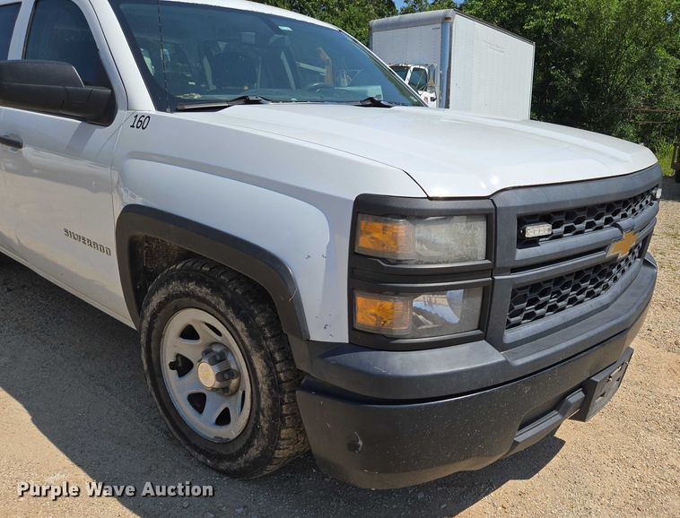 image for item ED2066 2015 Chevrolet Silverado 1500 Crew Cab pickup truck