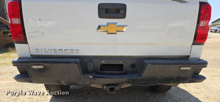 image for item ED2066 2015 Chevrolet Silverado 1500 Crew Cab pickup truck