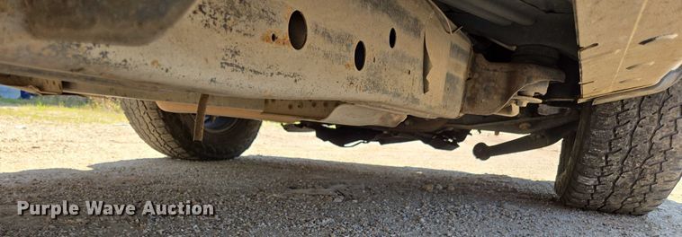 image for item ED2066 2015 Chevrolet Silverado 1500 Crew Cab pickup truck