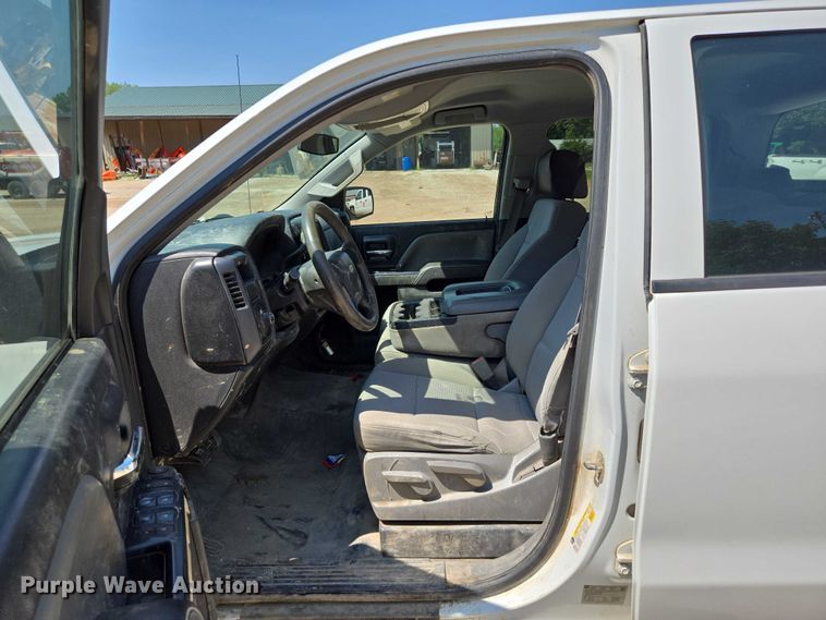 image for item ED2066 2015 Chevrolet Silverado 1500 Crew Cab pickup truck