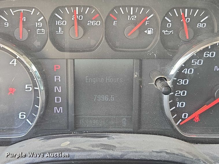 image for item ED2066 2015 Chevrolet Silverado 1500 Crew Cab pickup truck