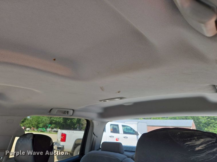 image for item ED2066 2015 Chevrolet Silverado 1500 Crew Cab pickup truck