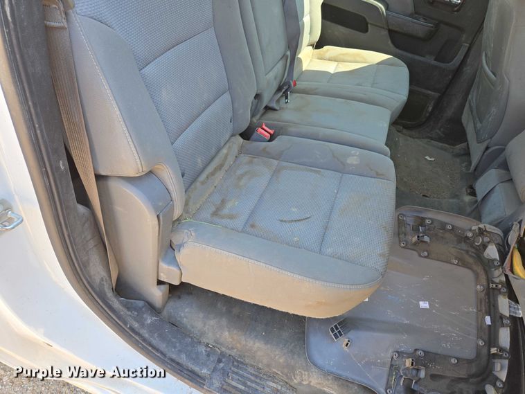 image for item ED2066 2015 Chevrolet Silverado 1500 Crew Cab pickup truck