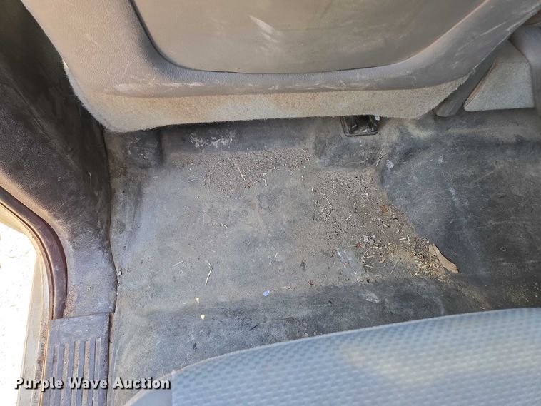 image for item ED2066 2015 Chevrolet Silverado 1500 Crew Cab pickup truck