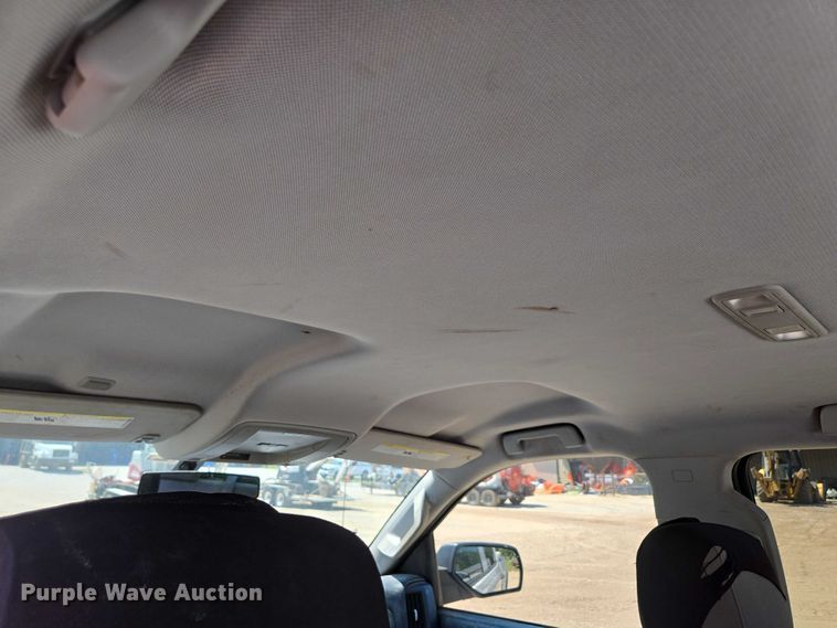 image for item ED2066 2015 Chevrolet Silverado 1500 Crew Cab pickup truck