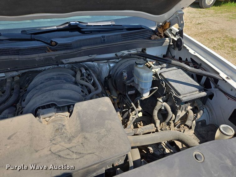 image for item ED2066 2015 Chevrolet Silverado 1500 Crew Cab pickup truck