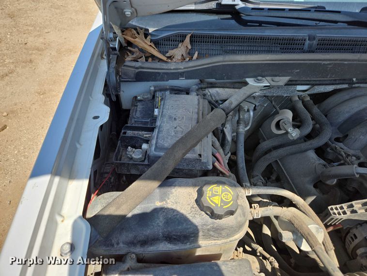 image for item ED2066 2015 Chevrolet Silverado 1500 Crew Cab pickup truck