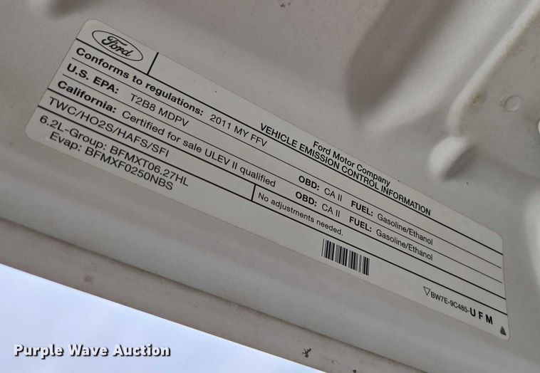 image for item ED2075 2011 Ford F350 Super Duty Crew Cab flatbed pickup truck