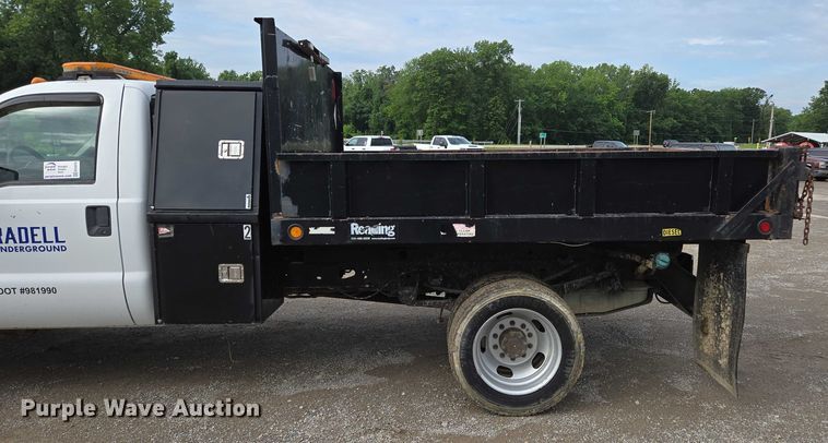 image for item ED2076 2008 Ford F450 Super Duty dump flatbed truck