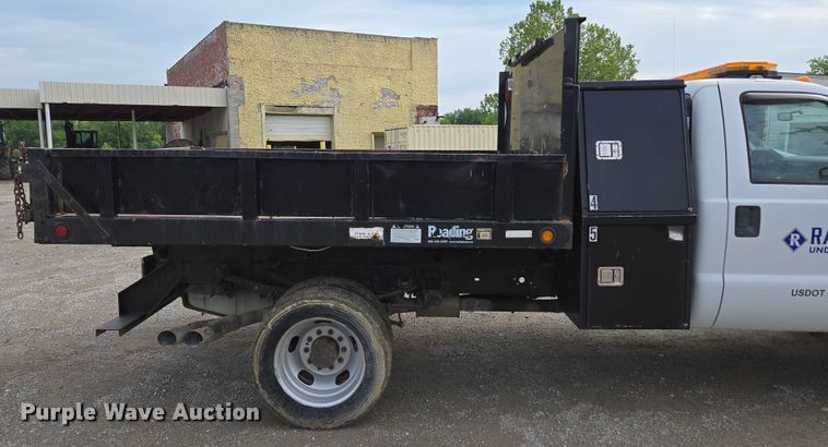 image for item ED2076 2008 Ford F450 Super Duty dump flatbed truck