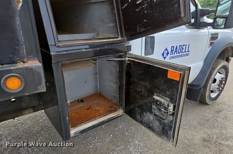 image for item ED2076 2008 Ford F450 Super Duty dump flatbed truck