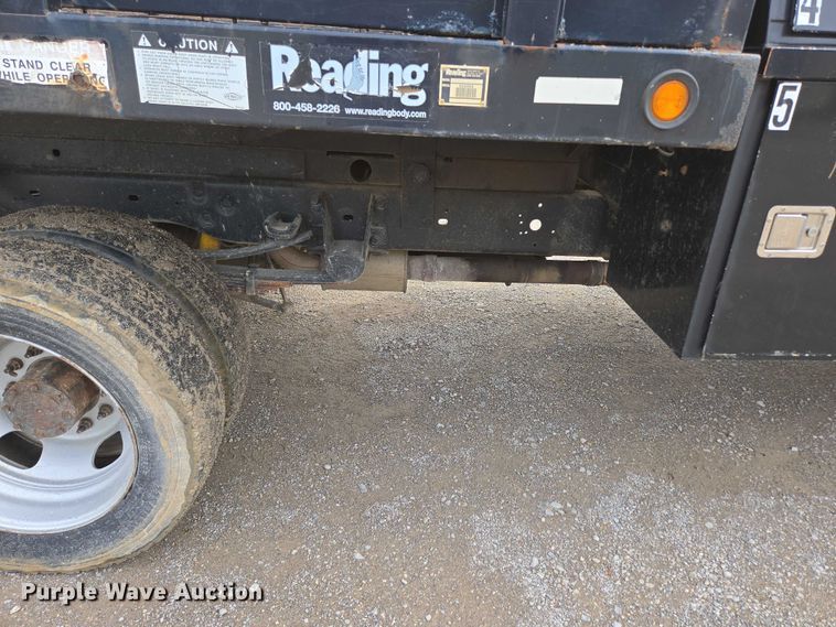 image for item ED2076 2008 Ford F450 Super Duty dump flatbed truck