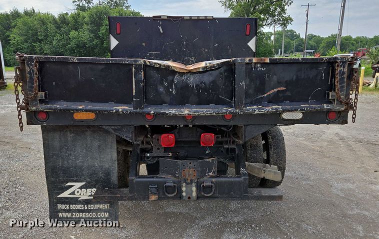 image for item ED2076 2008 Ford F450 Super Duty dump flatbed truck