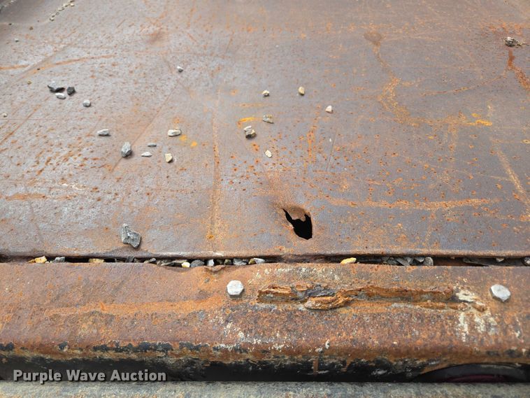 image for item ED2076 2008 Ford F450 Super Duty dump flatbed truck