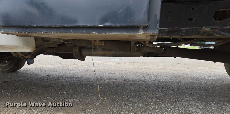 image for item ED2076 2008 Ford F450 Super Duty dump flatbed truck