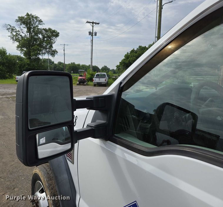 image for item ED2076 2008 Ford F450 Super Duty dump flatbed truck