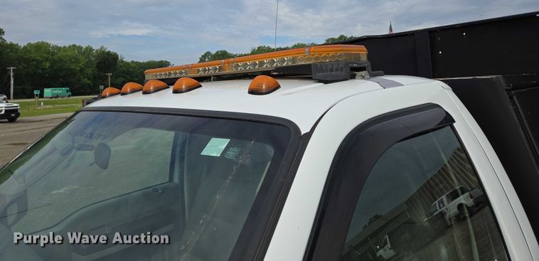 image for item ED2076 2008 Ford F450 Super Duty dump flatbed truck