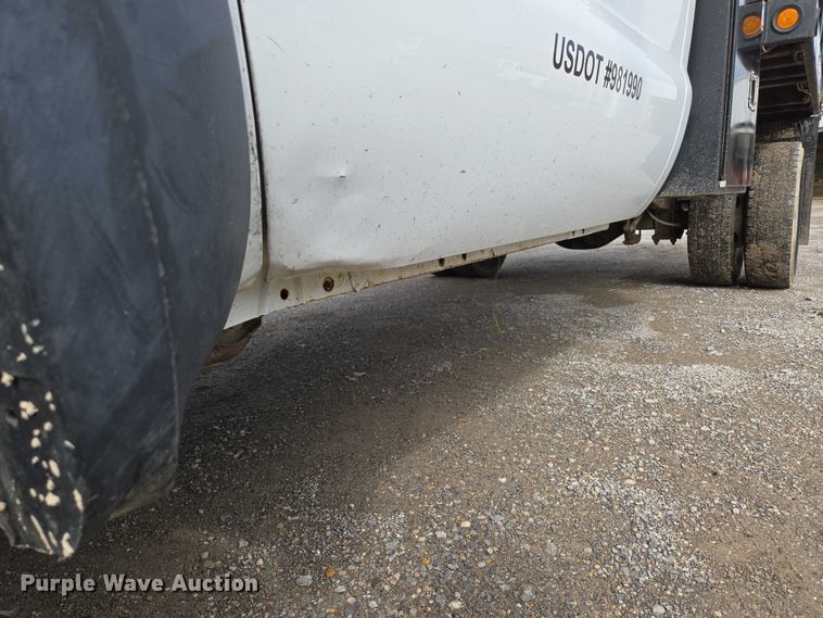 image for item ED2076 2008 Ford F450 Super Duty dump flatbed truck