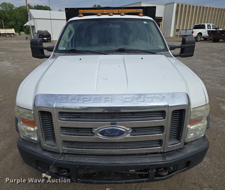 image for item ED2076 2008 Ford F450 Super Duty dump flatbed truck