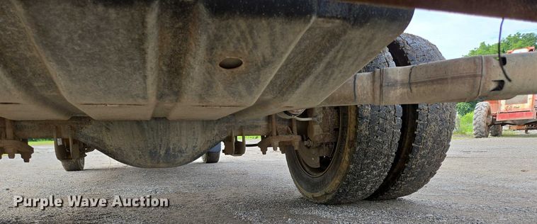 image for item ED2076 2008 Ford F450 Super Duty dump flatbed truck