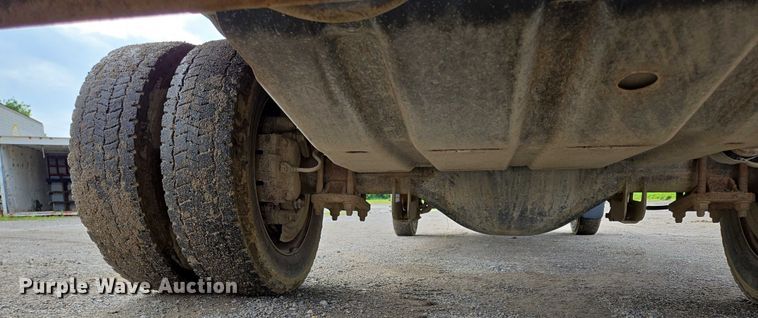 image for item ED2076 2008 Ford F450 Super Duty dump flatbed truck