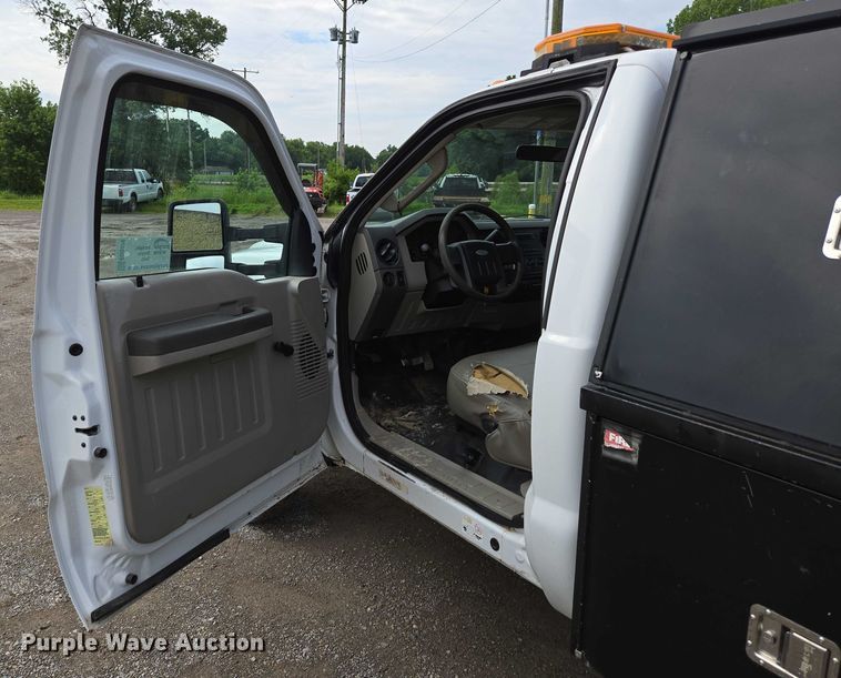 image for item ED2076 2008 Ford F450 Super Duty dump flatbed truck