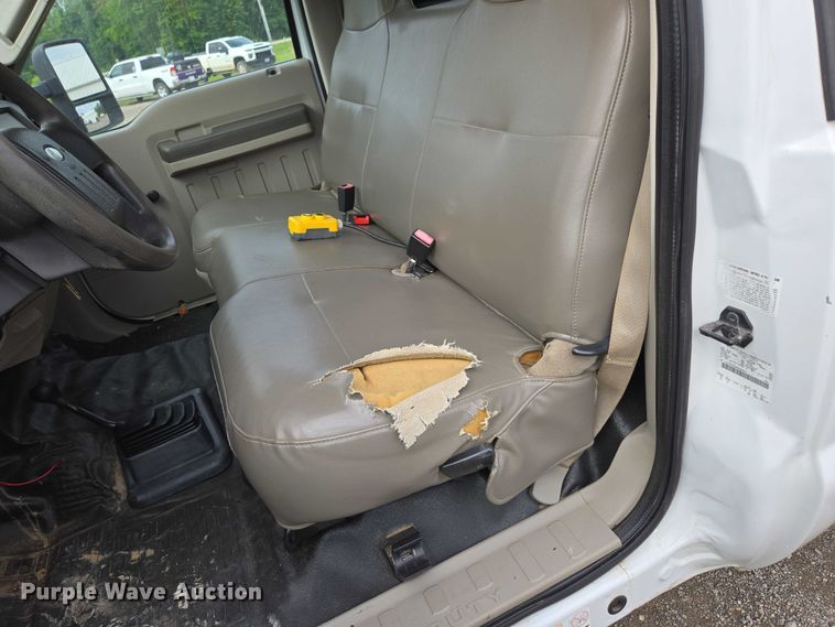 image for item ED2076 2008 Ford F450 Super Duty dump flatbed truck