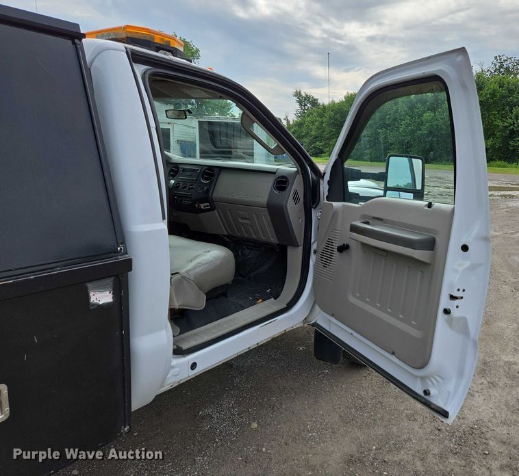 image for item ED2076 2008 Ford F450 Super Duty dump flatbed truck