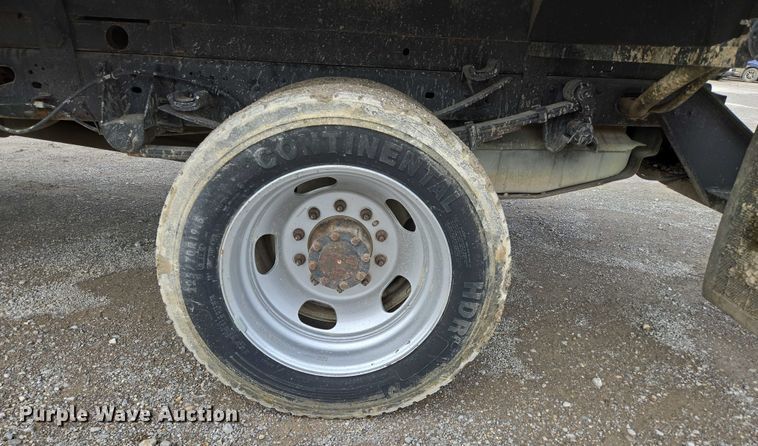 image for item ED2076 2008 Ford F450 Super Duty dump flatbed truck