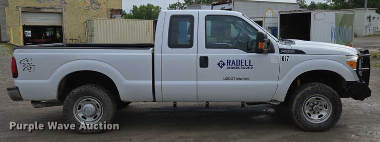 image for item ED2077 2014 Ford F250 Super Duty XLT SuperCab pickup truck