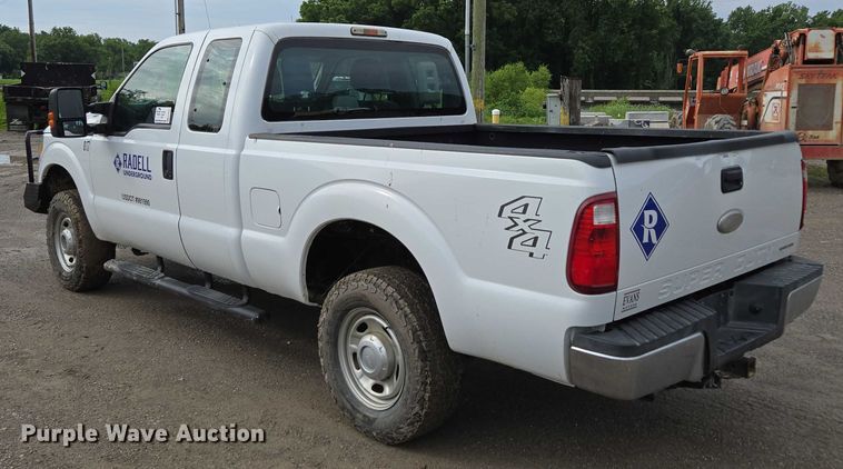 image for item ED2077 2014 Ford F250 Super Duty XLT SuperCab pickup truck