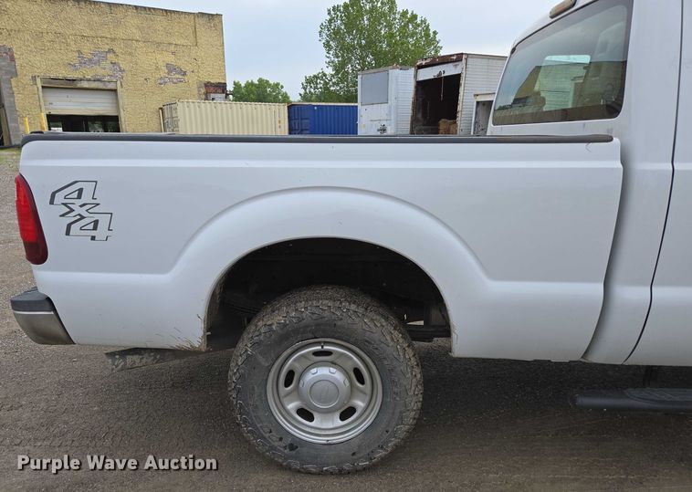 image for item ED2077 2014 Ford F250 Super Duty XLT SuperCab pickup truck