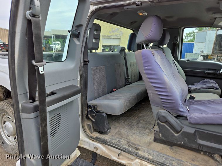 image for item ED2077 2014 Ford F250 Super Duty XLT SuperCab pickup truck