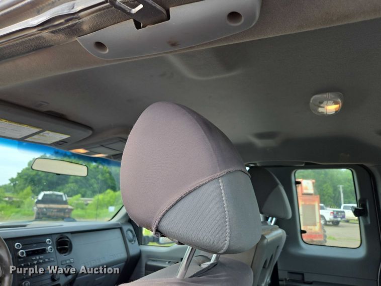 image for item ED2077 2014 Ford F250 Super Duty XLT SuperCab pickup truck