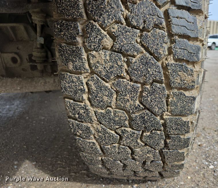 image for item ED2077 2014 Ford F250 Super Duty XLT SuperCab pickup truck