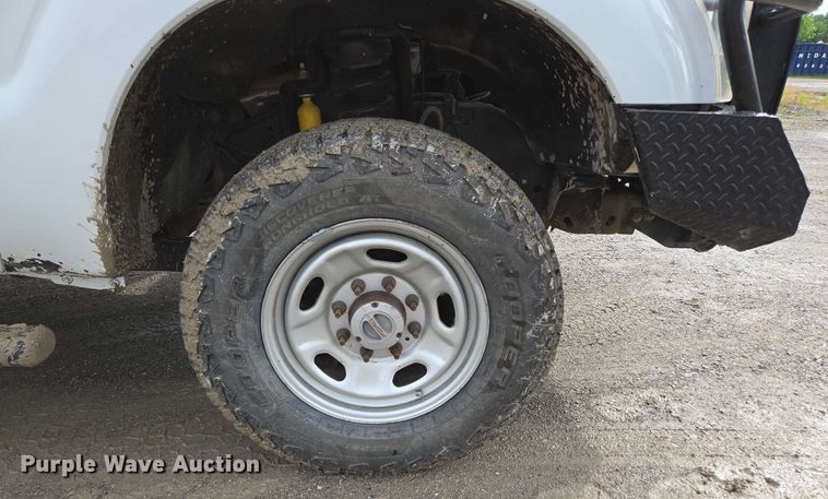 image for item ED2077 2014 Ford F250 Super Duty XLT SuperCab pickup truck