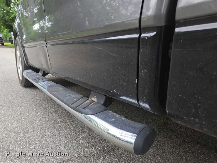 image for item ED2080 2008 Ford F150 SuperCrew pickup truck