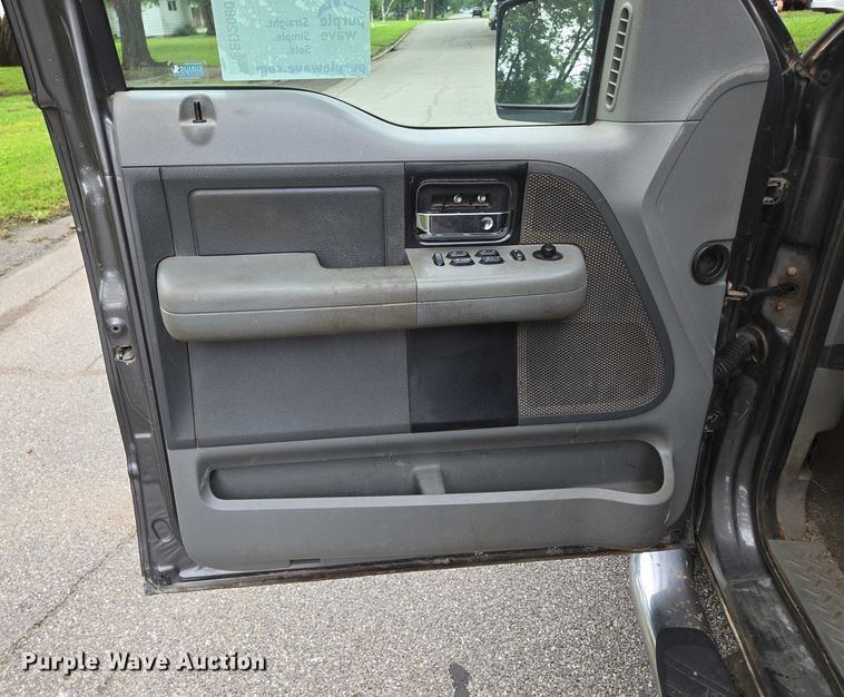 image for item ED2080 2008 Ford F150 SuperCrew pickup truck