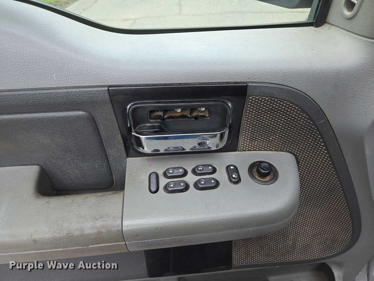 image for item ED2080 2008 Ford F150 SuperCrew pickup truck